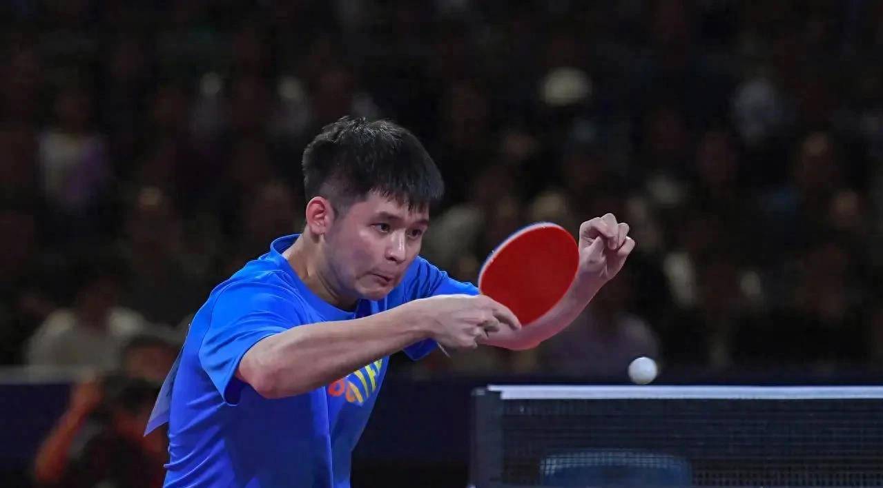 张伟丽正在 张伟丽正在