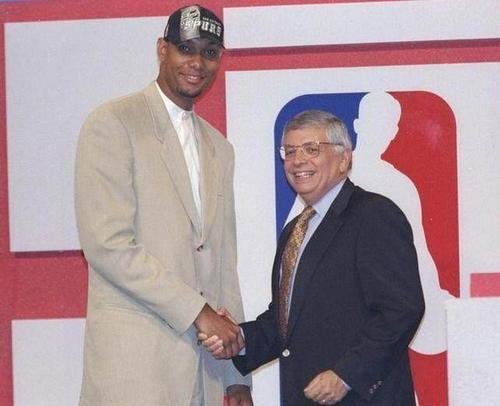 而是专业主 而是专业主